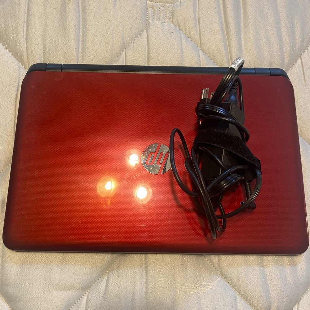 HP Computer Laptop - Picture 2 of 2